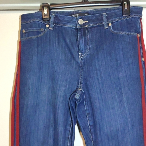 Simply Vera Wang Stretch Dark Wash Side Stripe Ankle Jeans size 12 - Picture 2 of 10